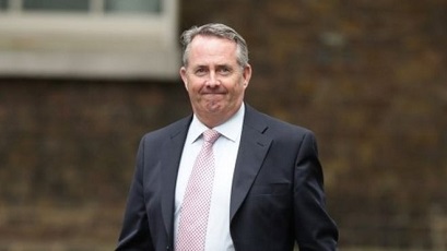 inflating-liam-fox